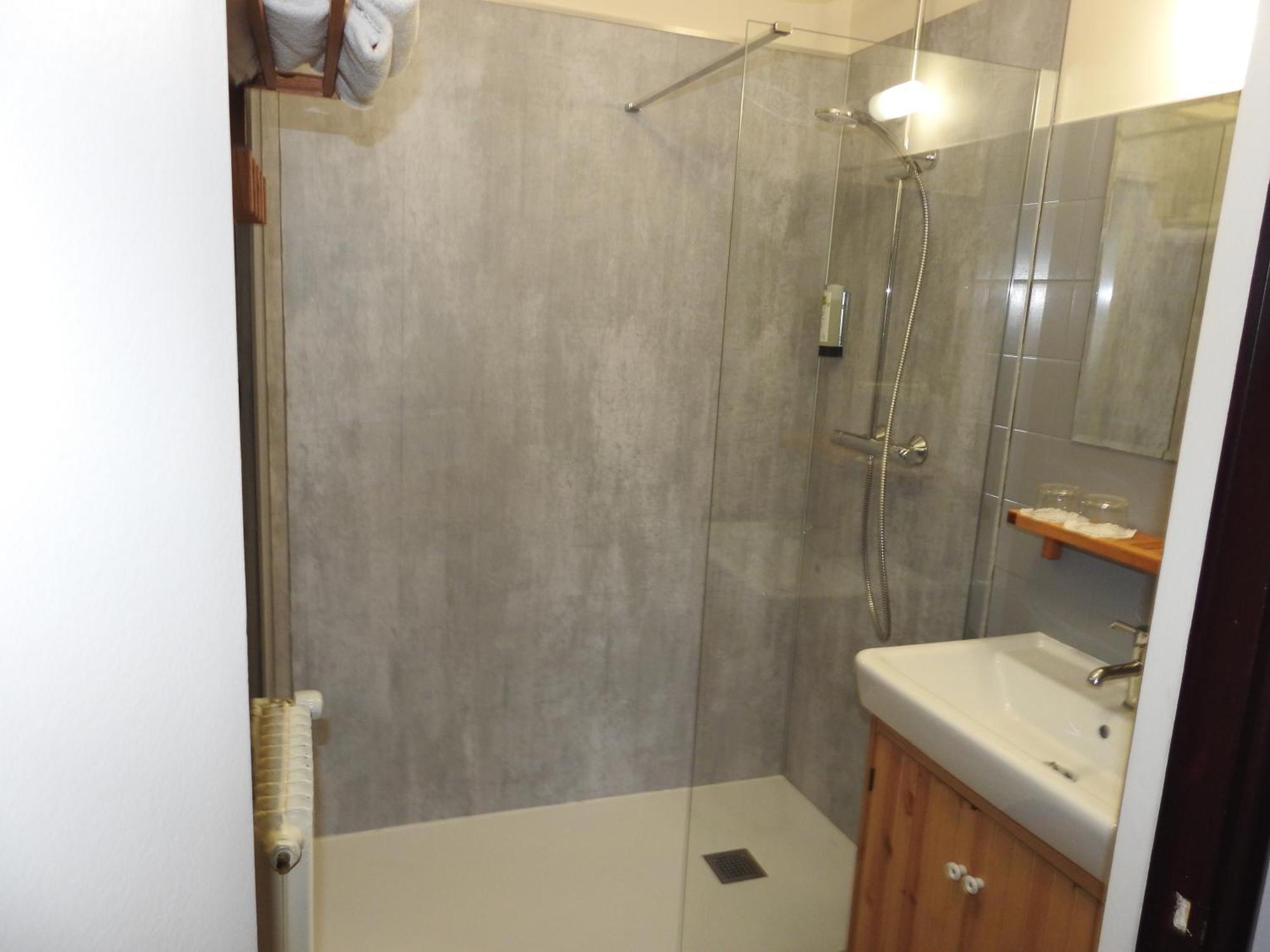 Hotel Le Barriol Saint-Julien-Chapteuil Zewnętrze zdjęcie