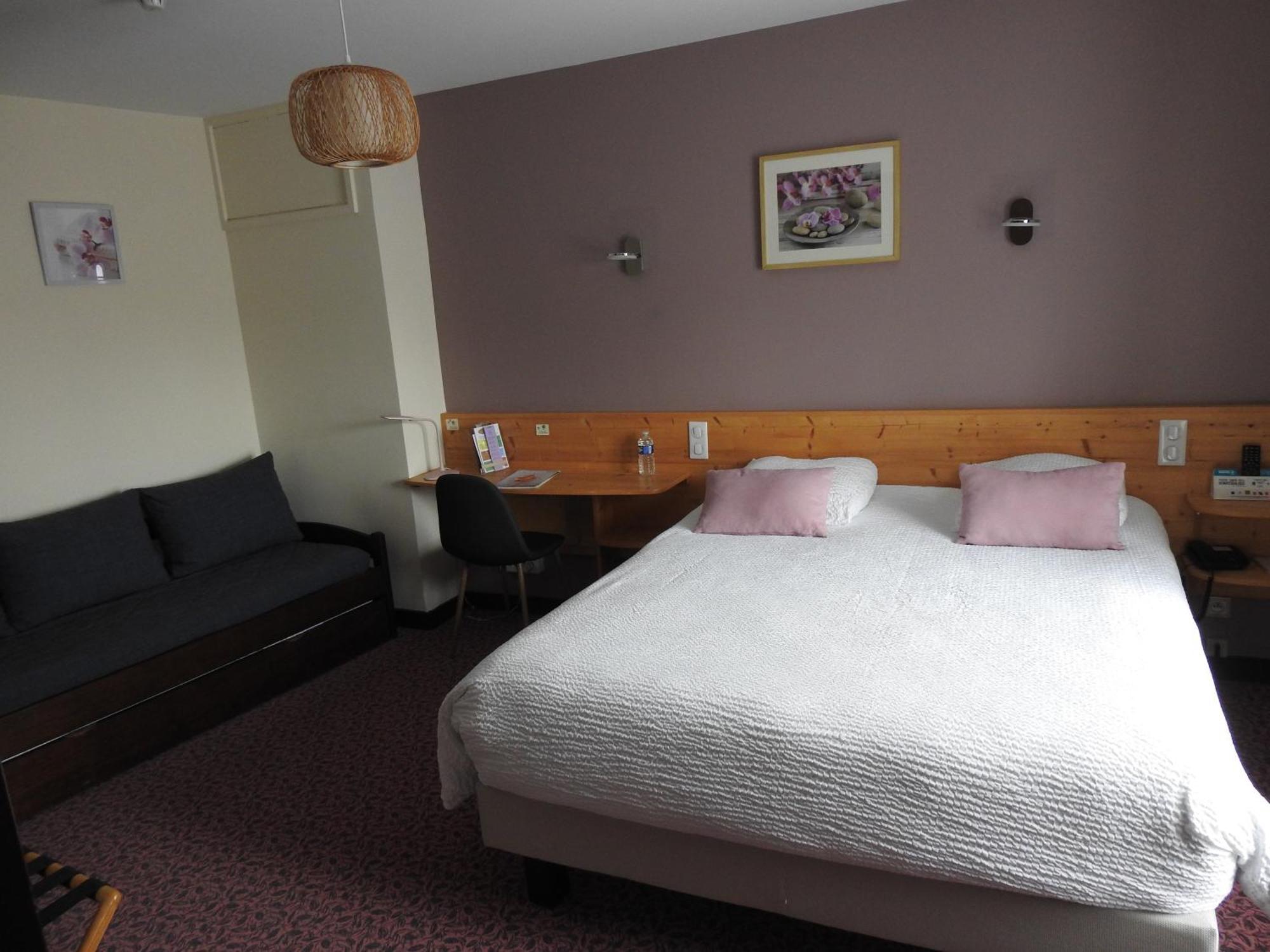 Hotel Le Barriol Saint-Julien-Chapteuil Zewnętrze zdjęcie
