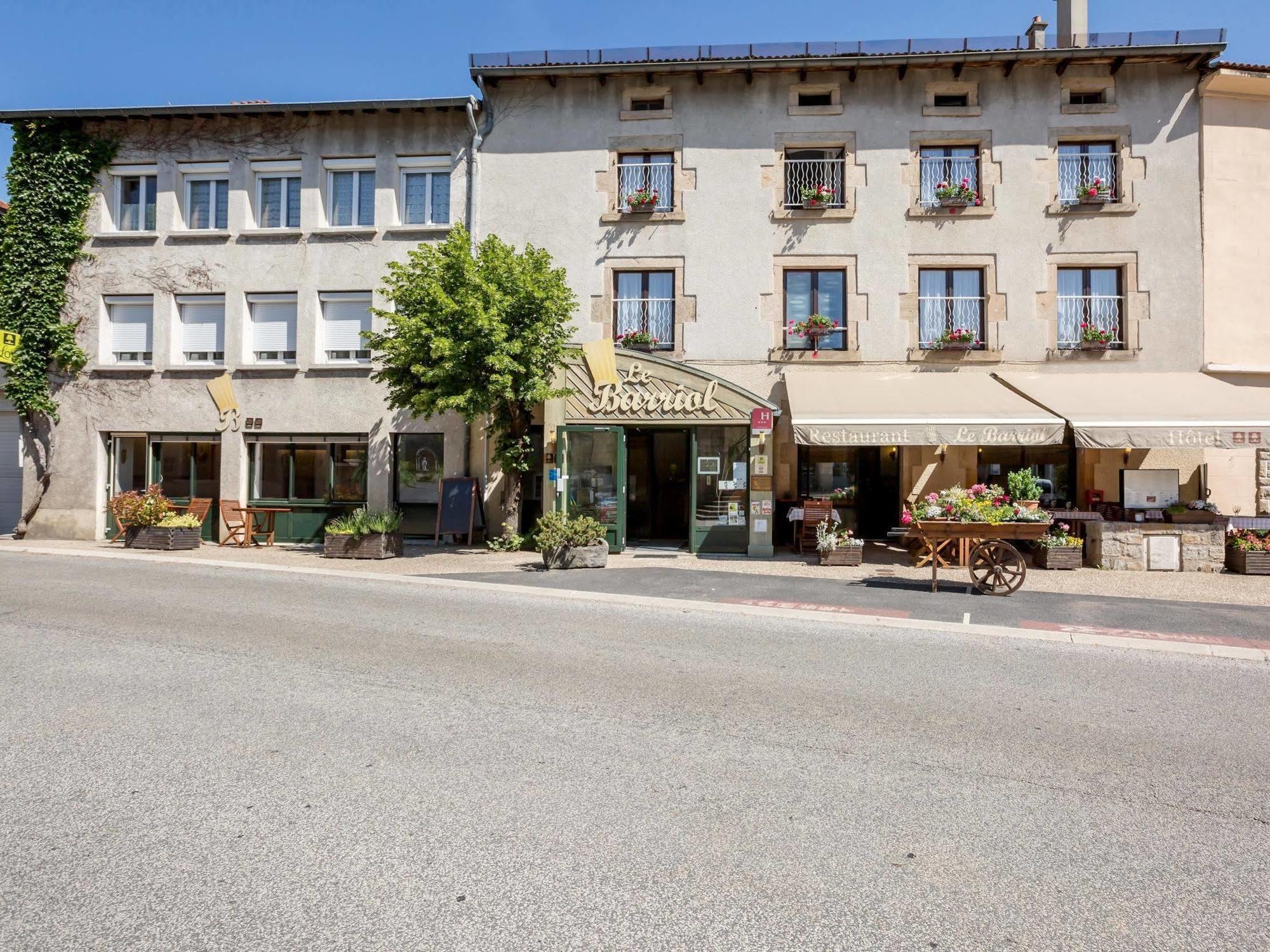 Hotel Le Barriol Saint-Julien-Chapteuil Zewnętrze zdjęcie